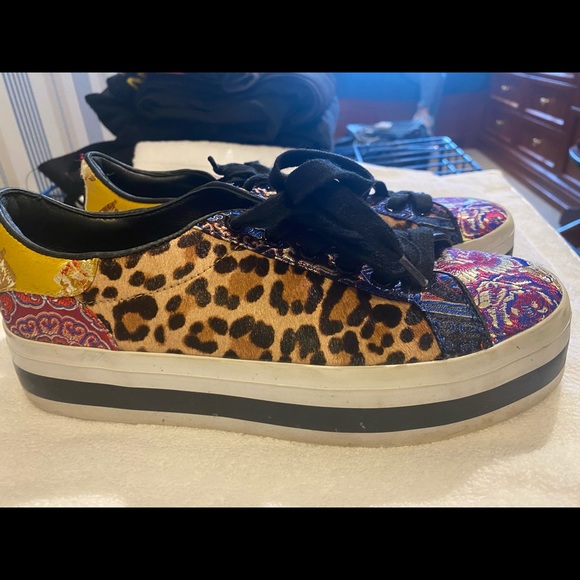 Alice and olivia galaxy leopard sneaker - Picture 2 of 2